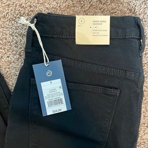NWT black skinny high rise